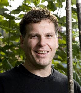 Shawn Mansfield elected Fellow of the Royal Society of Canada